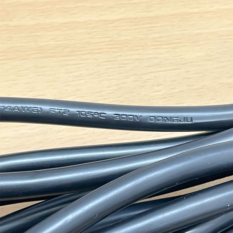Dây nguồn NEMA 6-15P to IEC 320 C13 Power Cord XUANHUA XN615P-B 15A 250V 3x2.08mm² Dài 4.5M