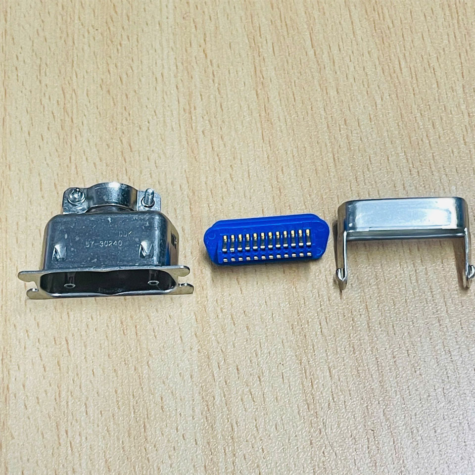 Đầu Jack Original DDK 57-30240 24 Pin Male Centronics 2 Rows 2.16mm Pitch Connector 5A 1200VAC For Siemens Servo Drive System Servo Drives & Motors Schneider