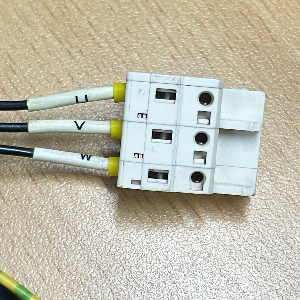 Cáp Nguồn Động Cơ DPMH-2P1 2MA-MO3 Dài 3M Cable Connector WAGO 721 3 Pin Female Molex to Molex 50-84-2042 4 Pin Female For Mitsubishi MR-J3 CNP3 Servo Amp Connector.
