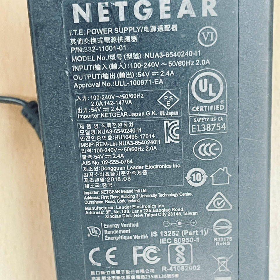 Adapter 54V 2.4A NUA-6540240-l1 Connector Tip Size 6.0mm x 4.4mm For Màn Hình Tương Tác Poly