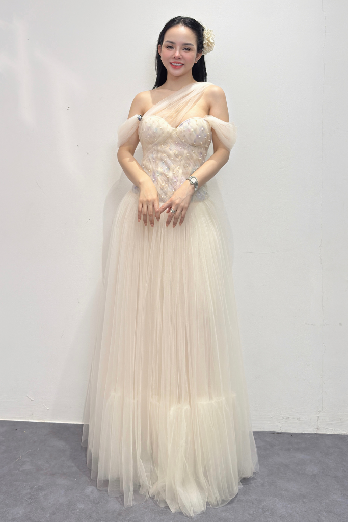 Váy Lưới Đính Đá “Moonlit Muse Gown”