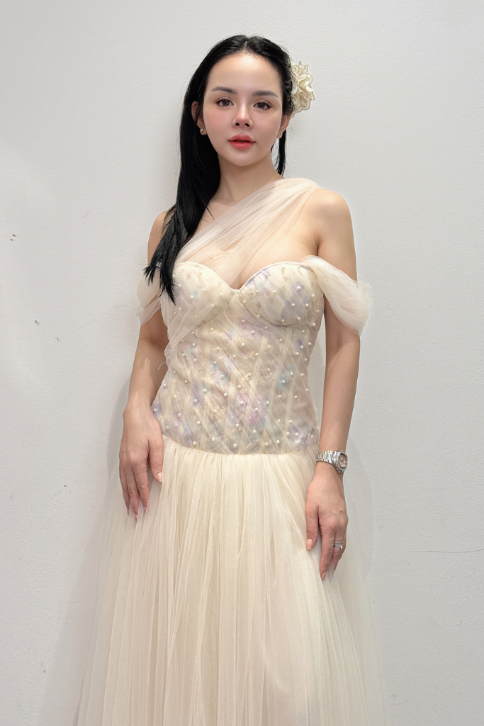 Váy Lưới Đính Đá “Moonlit Muse Gown”