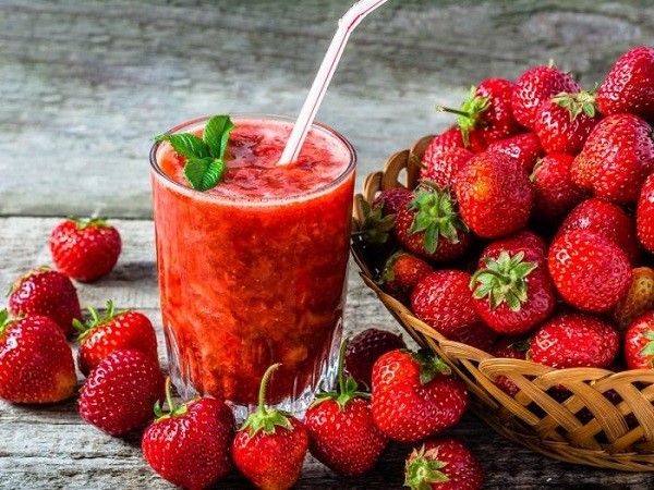 Bà bầu nên uống nước ép gì? Top 20 nước ép tốt cho bà bầu mùa hè