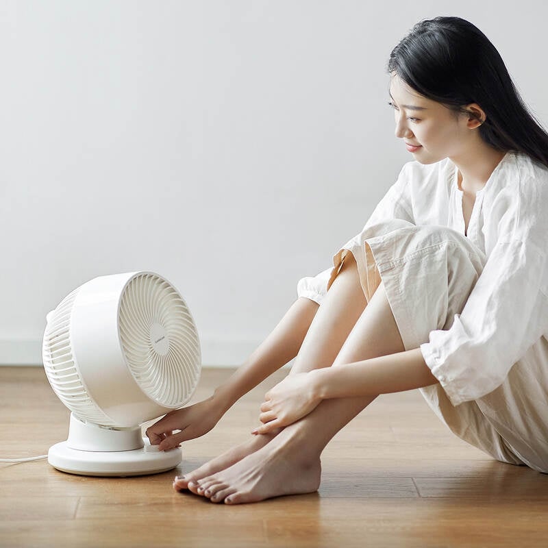 ENF156IVY- Quạt tuần hoàn không khí LocknLock Desktop circulation fan - 220V, 50Hz, 28W - Màu ngà