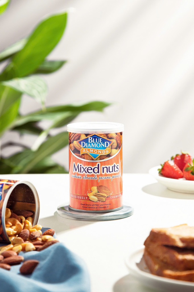 Hạt Hỗn Hợp Granola Cao Cấp Blue Diamond (Lon 135g)