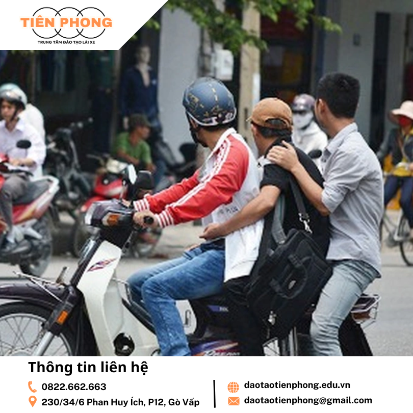 Quy định mới về chở người, hàng hóa trên xe máy từ 1/1/2025 | Trung Tâm Đào Tạo Tiên Phong