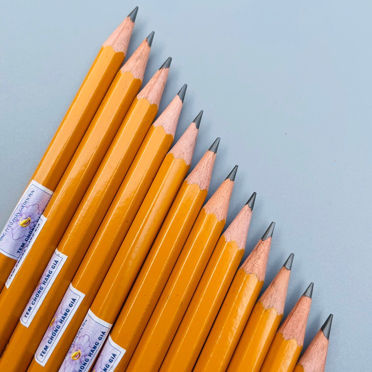 Bút chì Tiệp koh 1500 thân vàng độ chì từ HB-8B chính hãng