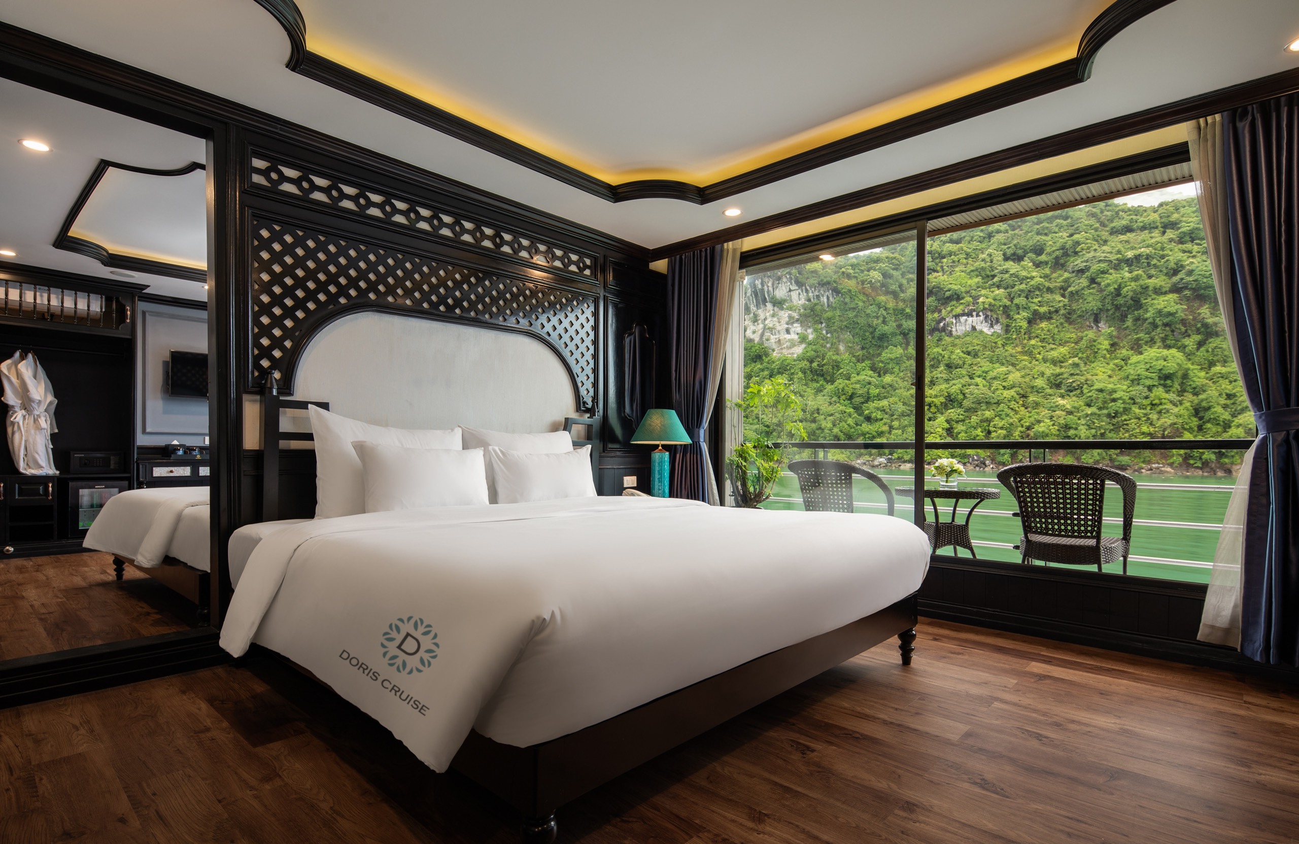 Junior Balcony Suite