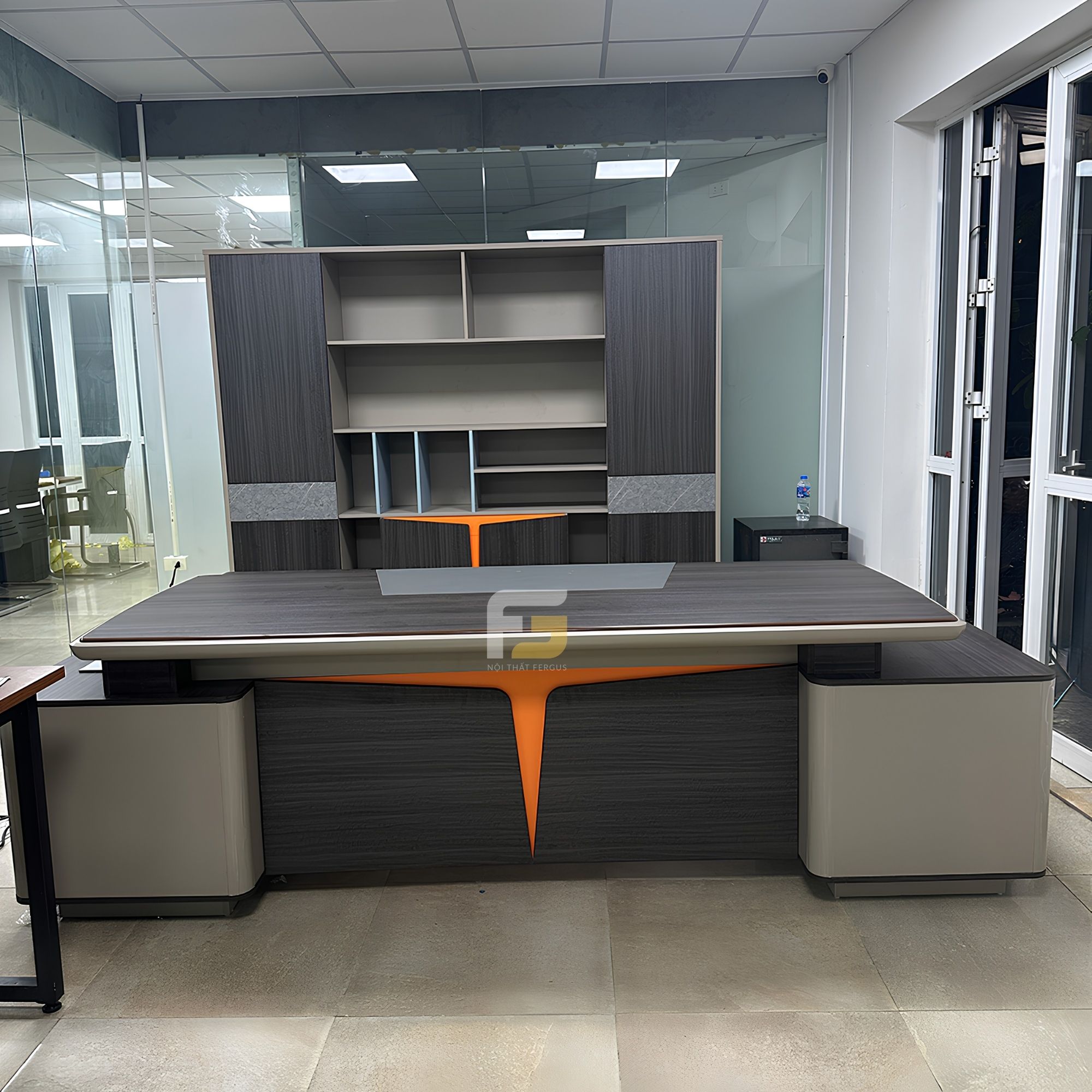 Bàn Giám Đốc Nhập Khẩu FGBGDN006