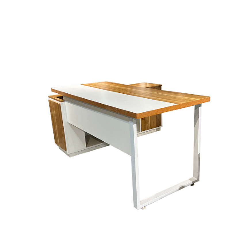 Bàn giám đốc GDFG11 làm từ gỗ MDF cao cấp, với thiết kế thanh lịch và tinh xảo. Bề mặt gỗ mịn màng, dễ vệ sinh, và các ngăn kéo tiện ích giúp tổ chức tài liệu hiệu quả, tạo nên không gian làm việc sang trọng và chuyên nghiệp.