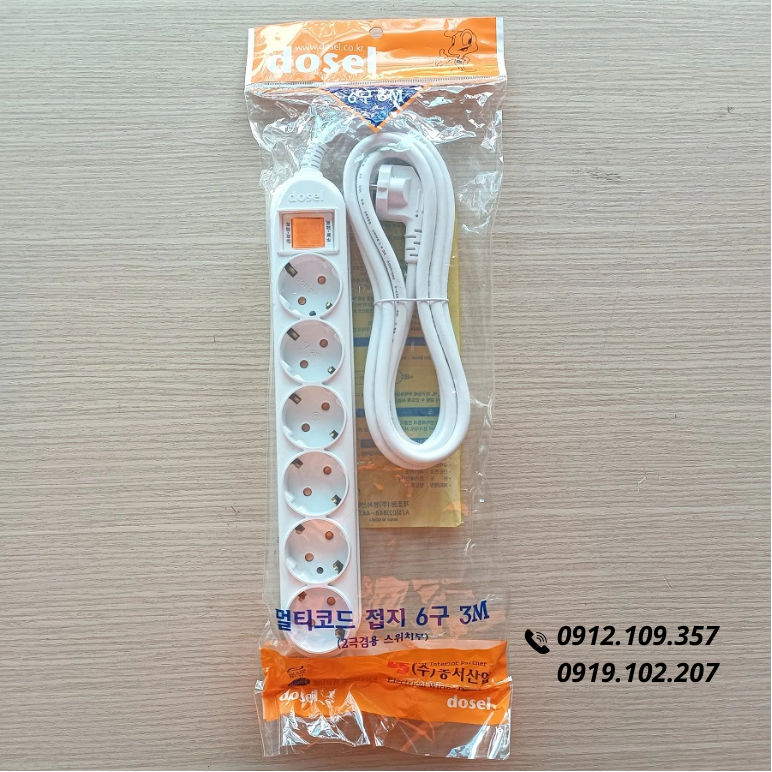 Ổ Cắm Điện Hàn Quốc 6 Lỗ 1 Công Tắc Dosel DM2219