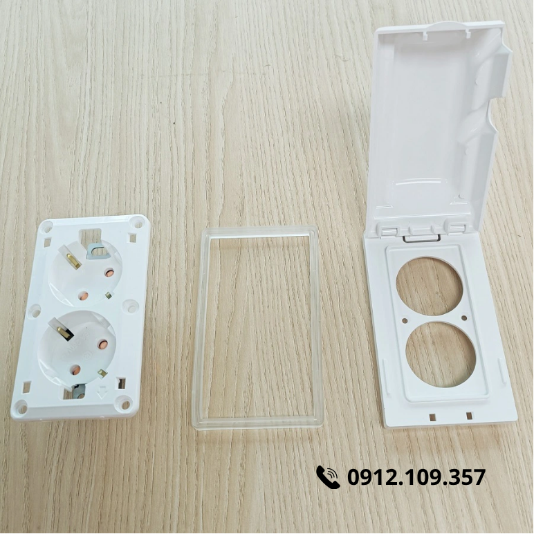 Ổ Cắm Điện Chống Nước Nắp Dọc Hàn Quốc Dosel DC2214