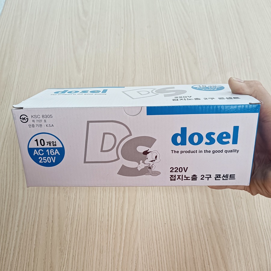Ổ Cắm Điện Đế Nổi 2 Chấu Hàn Quốc Dosel DC1211 (Hộp 10 Cái)