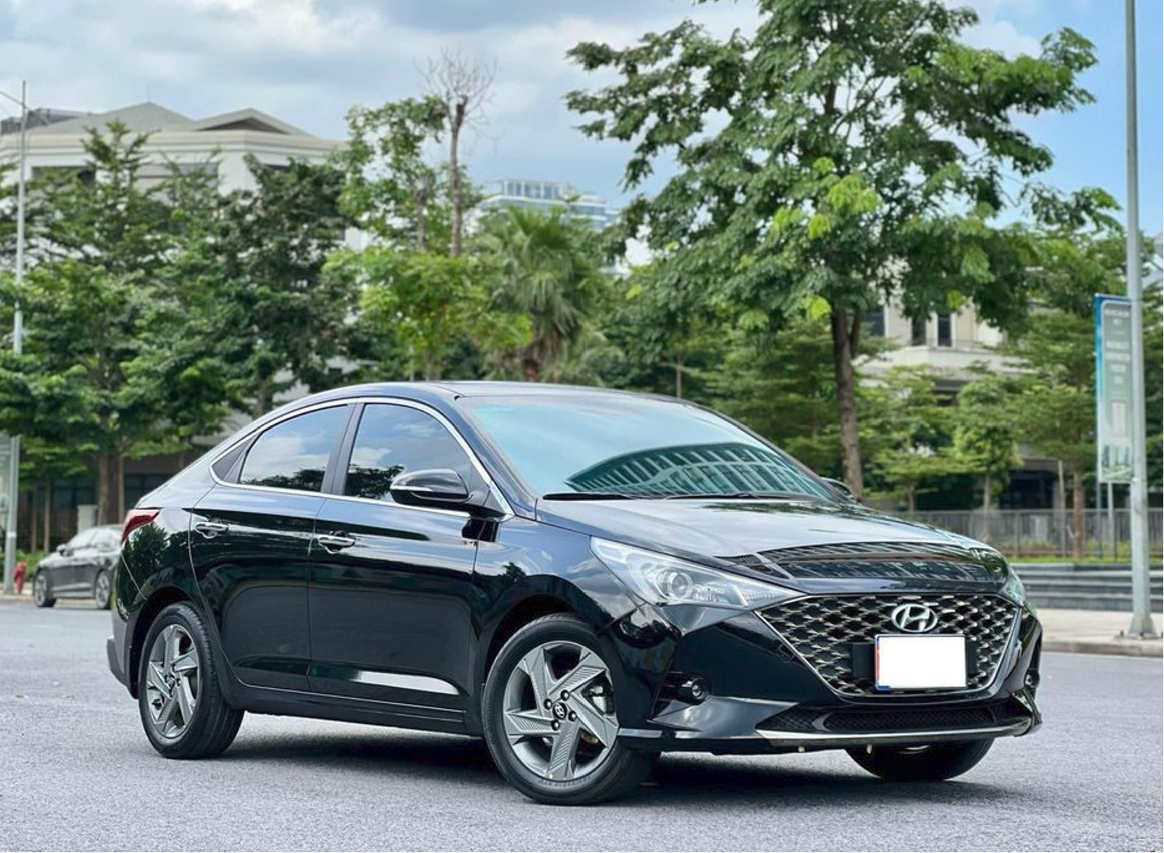 Hanoi Airport Transfer: Private Car & Limousine Transportation Service