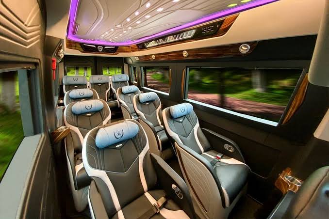 Ha Noi City Tour ( 8-10 hour ) - Private LIMOSINE 11 SEAT