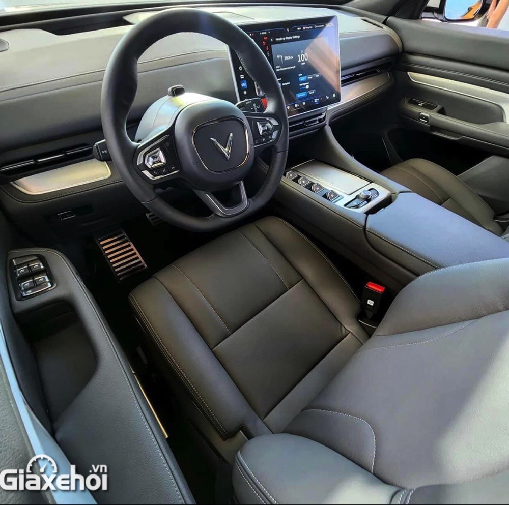 Ha Noi City Tour ( 8 hour ) - Private 5 SEAT car