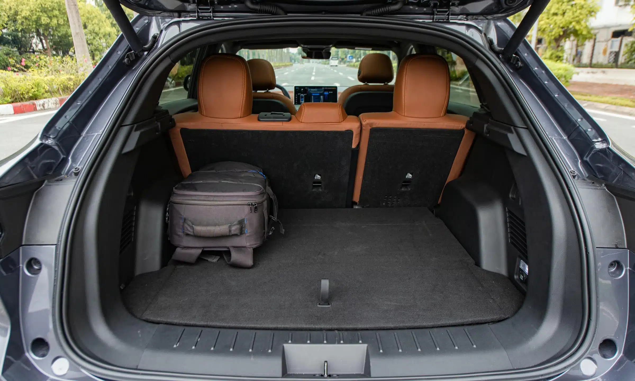 NOI BAI AIRPORT PICK UP - SENDING ( 4 SEAT PRIVATE CAR )