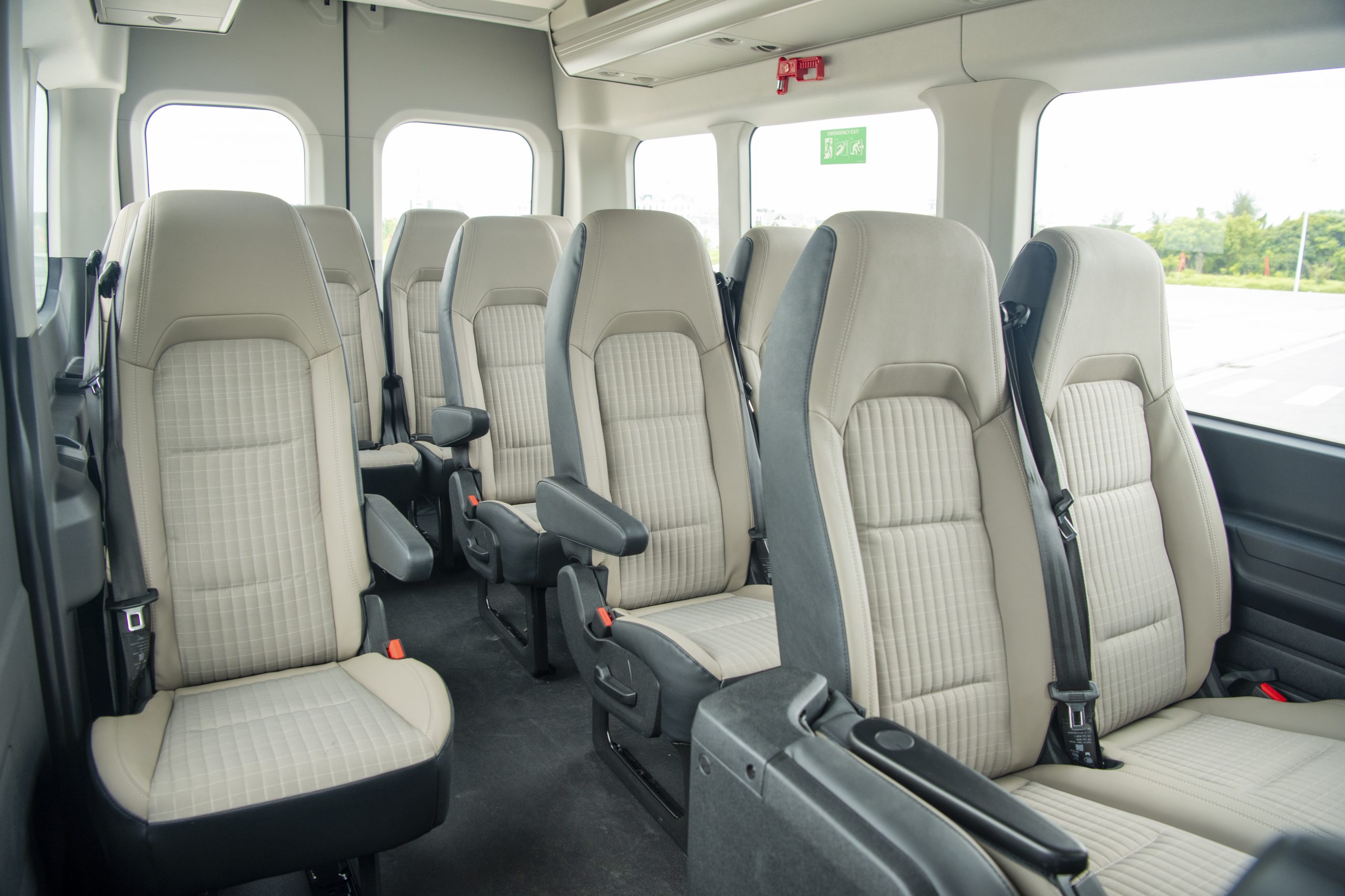 Ninh Binh Limousine Tour from Hanoi | Private Car & Limousine – Trang An, Tam Coc & Hoa Lu