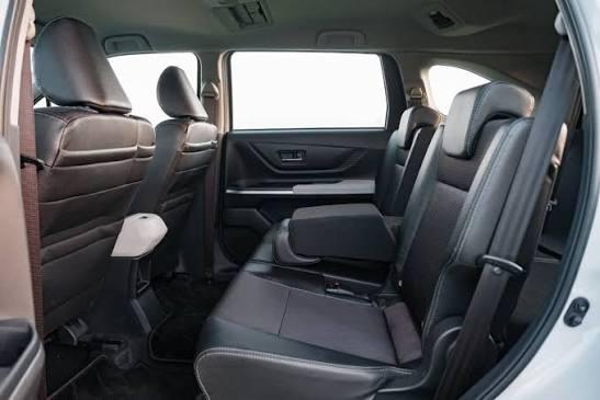 Hanoi to Sapa Limousine Bus & Private Car Transfer