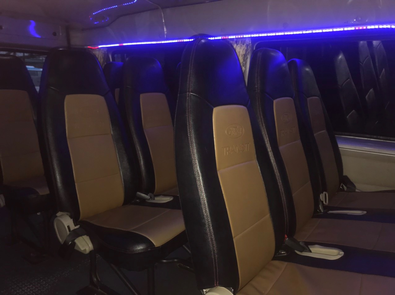 NOI BAI AIRPORT PICK UP - SENDING ( 16 SEAT PRIVATE CAR )