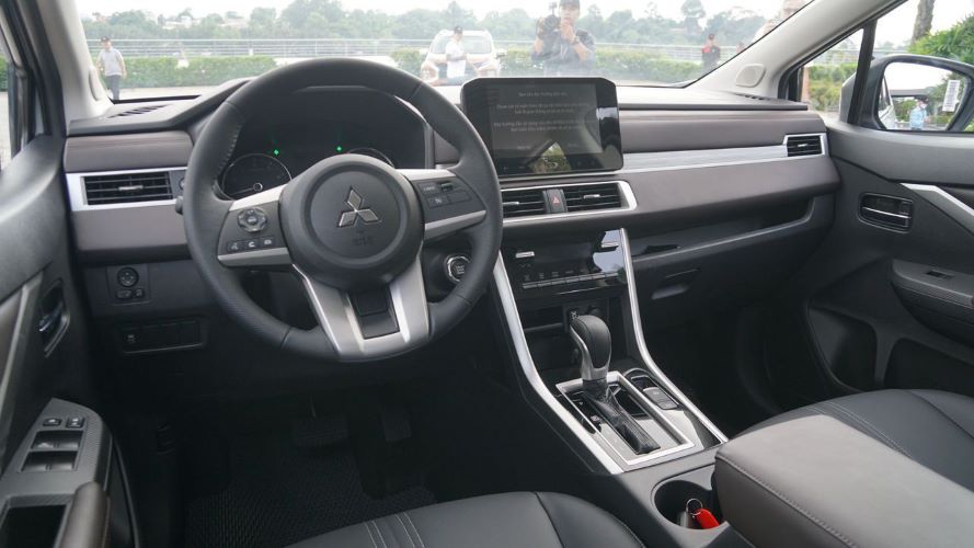 HA NOI <-> NINH BINH ( 7 SEAT)