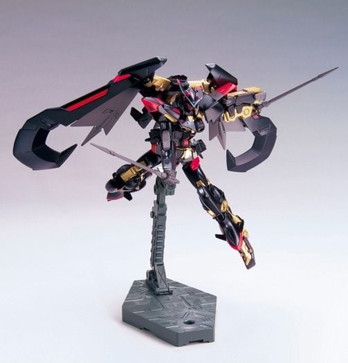 HG 1/144 GUNDAM ASTRAY GOLD FRAME AMATSUMINA