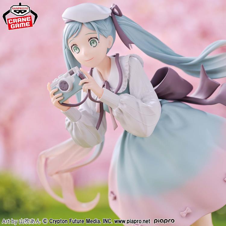[Chính Hãng] Mô Hình Vocaloid Holiday Memories - Hatsune Miku - Camera (Banpresto)