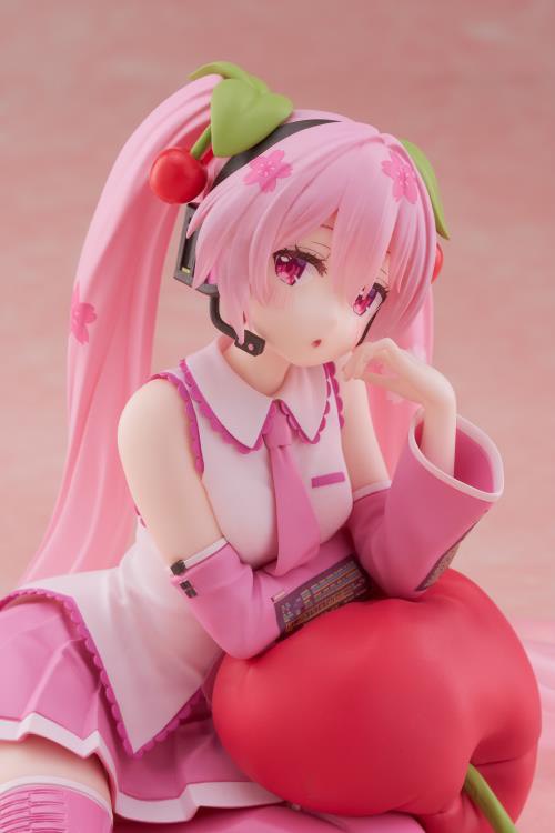 Mô Hình Hatsune Miku - Vocaloid Desktop Cute - Sakura Miku Cherry Cushion Ver. Figure (Taito)