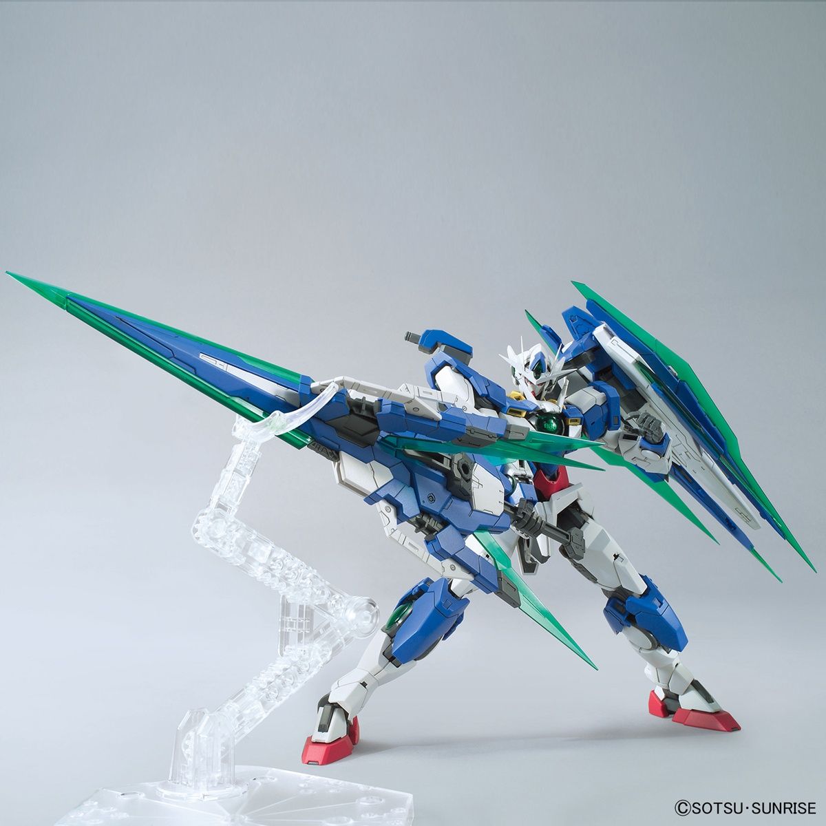 Mô Hình Lắp Ráp Bandai Gundam MG 1/100 QanT Full Saber