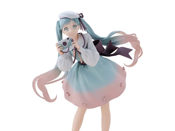 [Chính Hãng] Mô Hình Vocaloid Holiday Memories - Hatsune Miku - Camera (Banpresto)