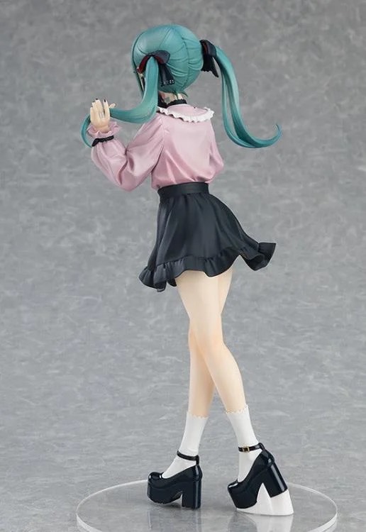 Mô Hình Hatsune Miku - POP UP PARADE Hatsune Miku: The Vampire Ver. L Size Figure Chính Hãng (GSC)
