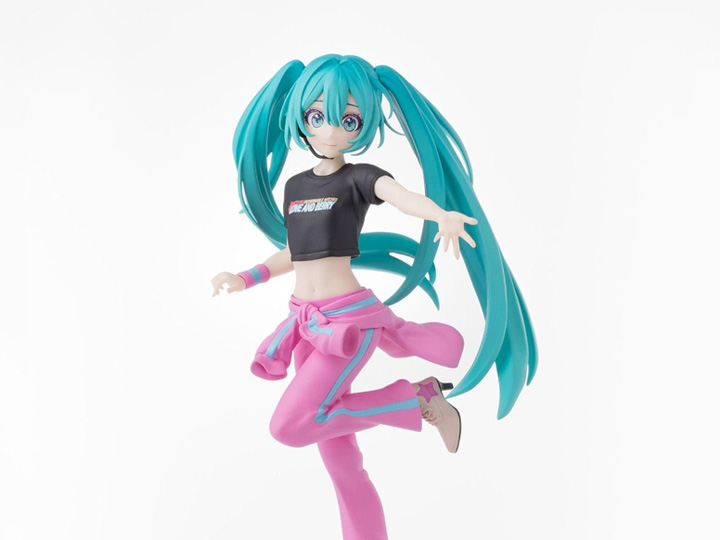 Mô Hình Vocaloid - Hatsune Miku - Desktop x Decorate Collections - Berry Costume Ver Figure (SEGA)