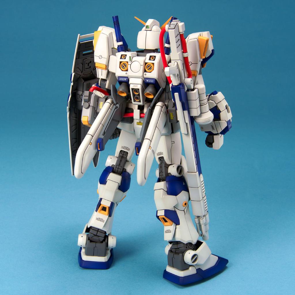 MG 1/100 RX-78-4 GUNDAM