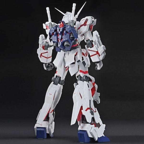 Mô hình Gundam Bandai Mega Size Model Unicorn Gundam Destroy Mode 1/48 UC