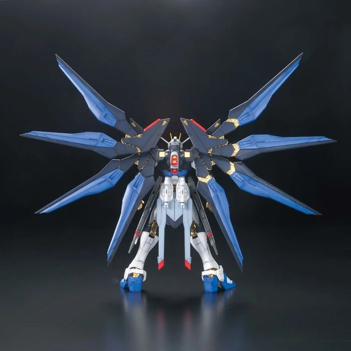 Mô Hình Gundam Bandai MG Strike Freedom Full Burst Mode 1/100 MS Gundam SEED