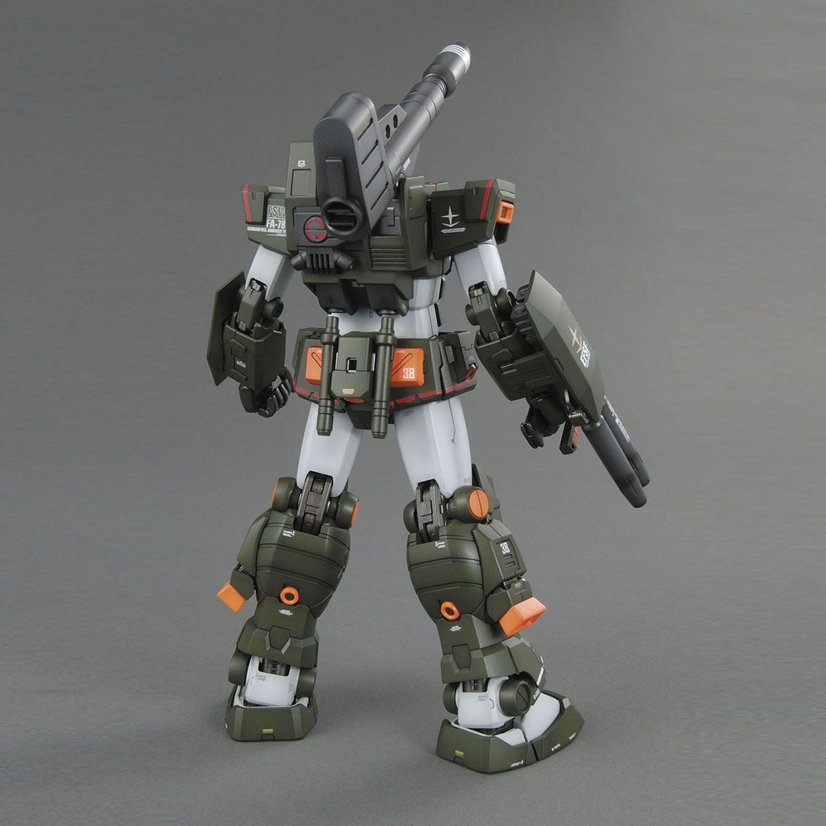 MG 1/100 FULL ARMOR GUNDAM