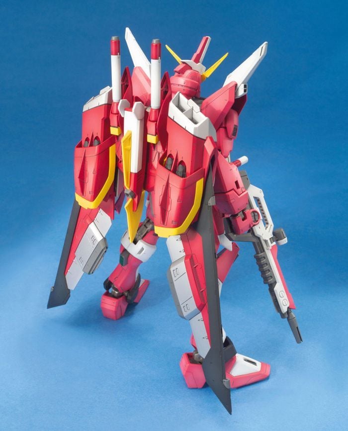 Mô Hình Lắp Ráp Bandai Gundam MG 1/100 Infinite Justice Gundam