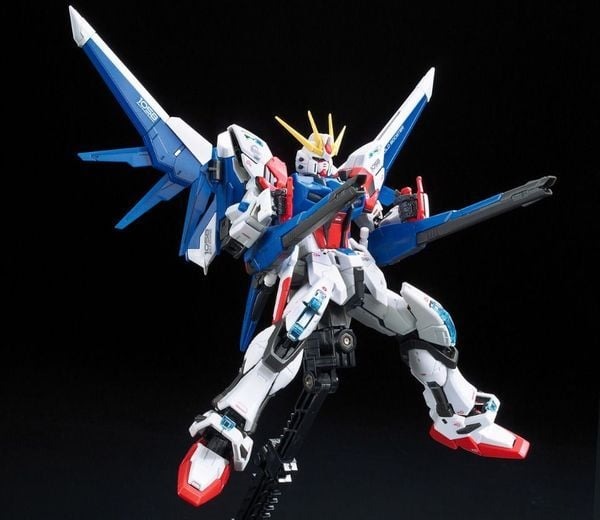 Mô Hình Lắp Ráp Bandai Gundam RG 1/144 Build Strike Gundam Full Package
