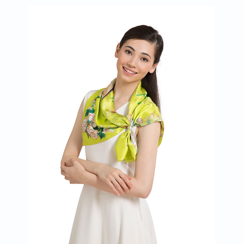 Khăn lụa Giai Điệu Thiên Thượng - Đàn Tỳ Bà (Celestial Melody - Pipa)