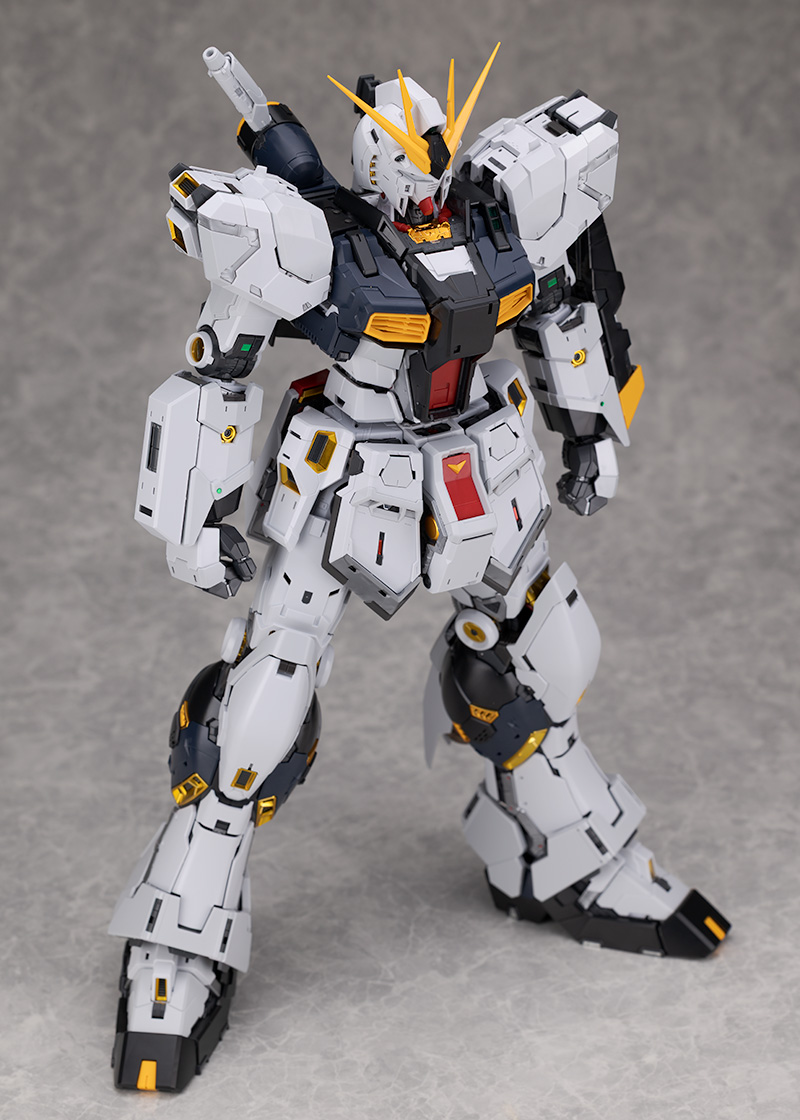 Mô Hình Lắp Ráp Gundam PG UNLEASHED 1/60 RX-93 NU (v) GUNDAM của