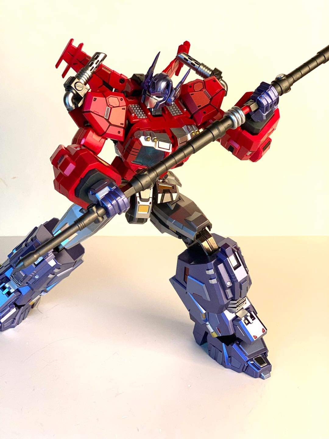 BANANA FORCE MPL-04 Orion Predator / コンボ Premium Transformers MPL-04 Figure | Bombusbee