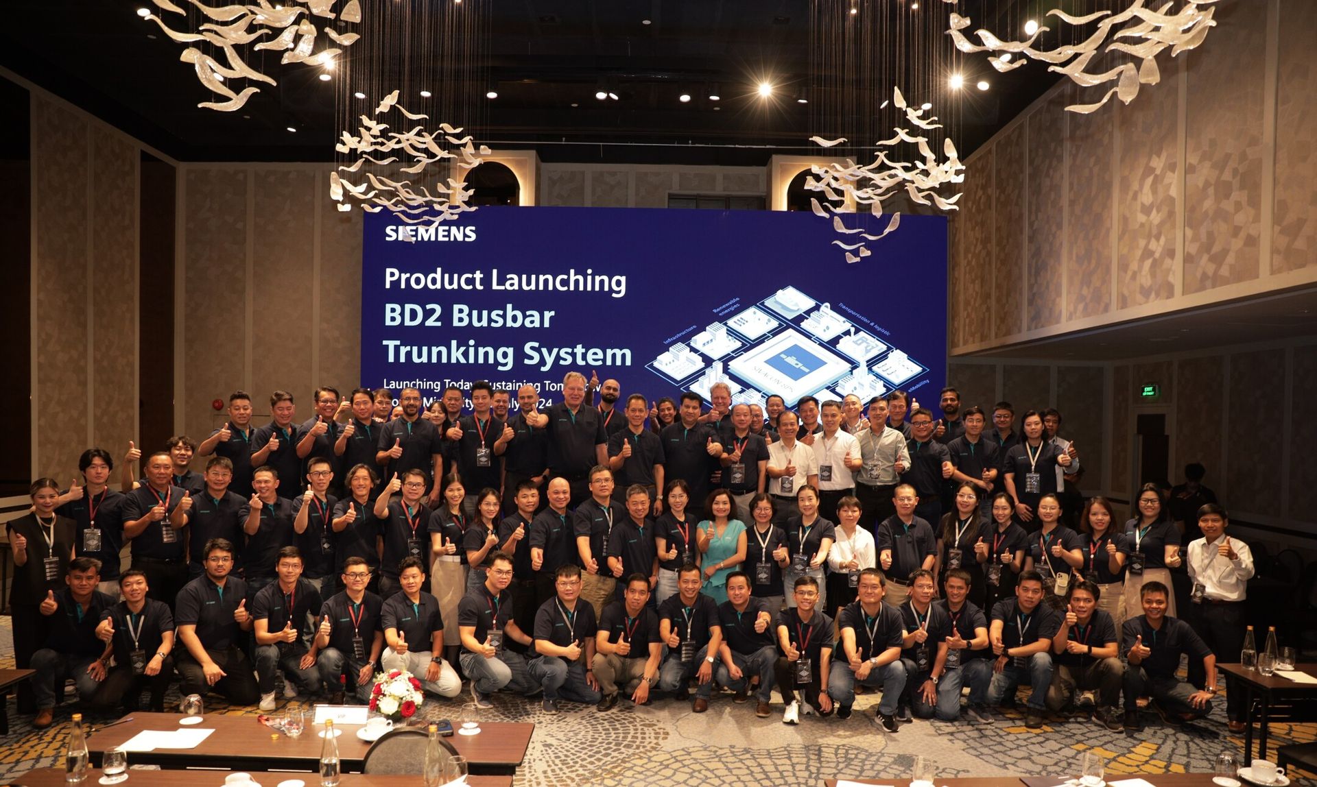 Sự kiện ra mắt hệ thống thanh cái dẫn điện BD2 Siemens