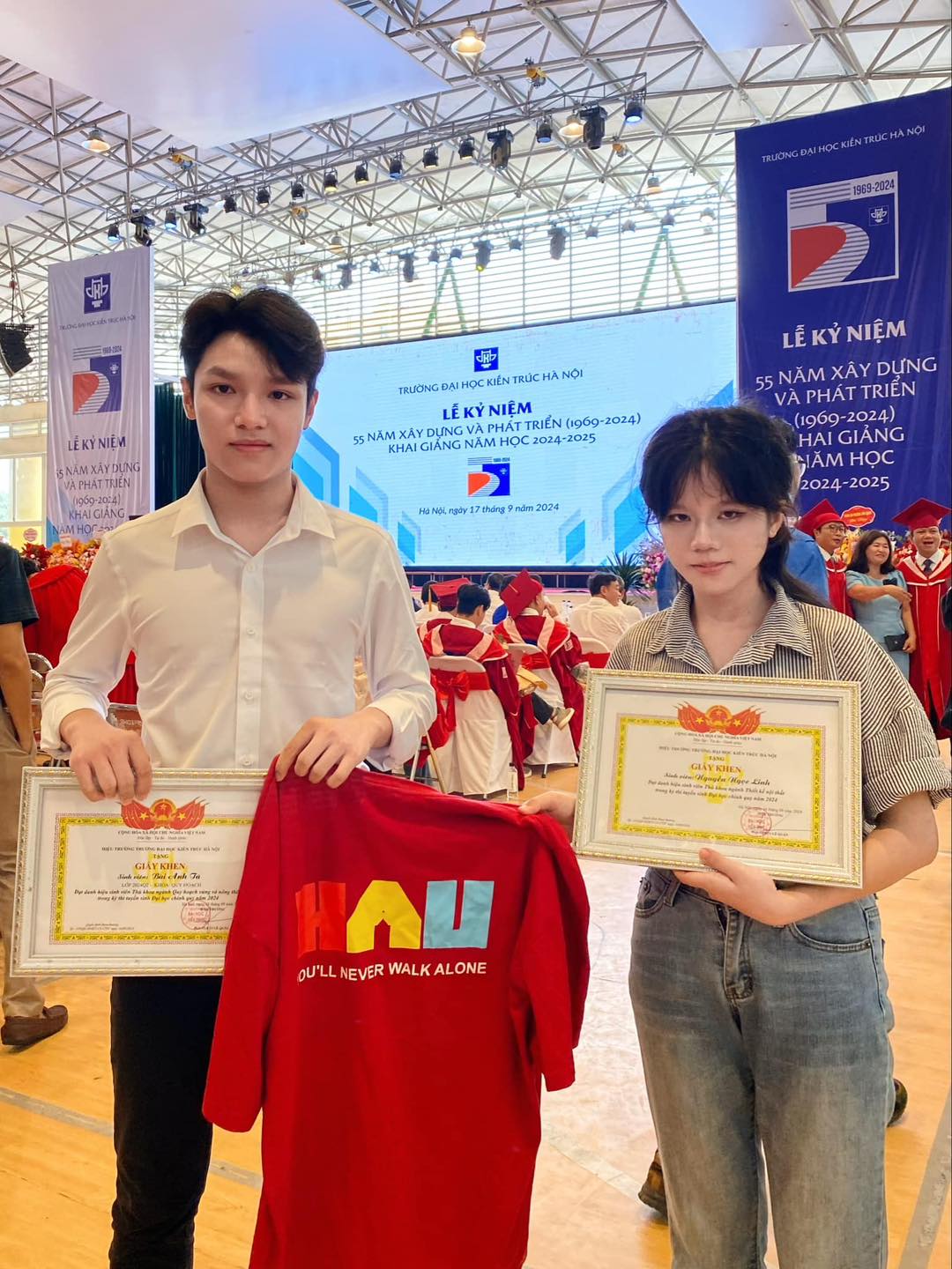 Khối H và khối V dành cho học sinh có thiên hướng nghệ thuật