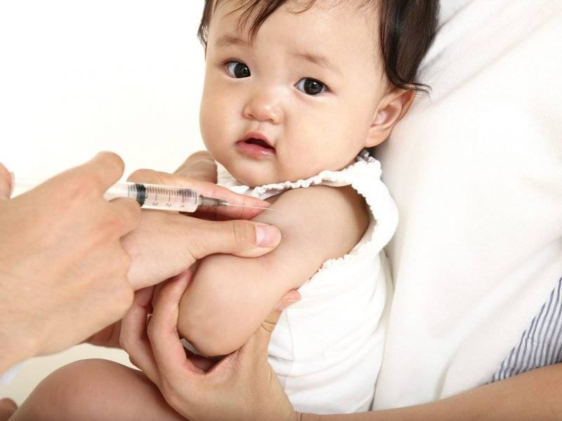 Tiêm vacxin sởi có thể bị nhiễm vi rút sởi không?