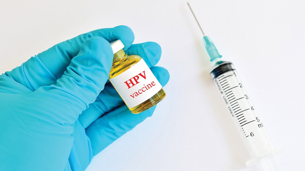 Vacxin HPV tiêm phòng ung thư cổ tử cung bao nhiêu tiền?