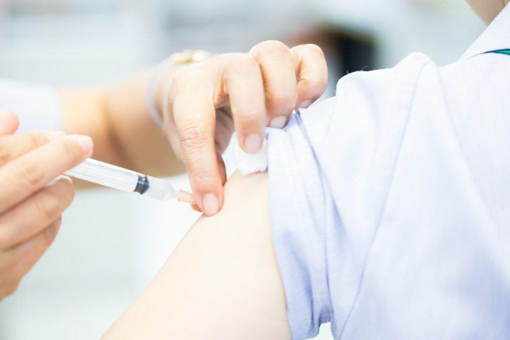 [Tư vấn] Tiêm vacxin dại có ảnh hưởng đến sinh sản không ?