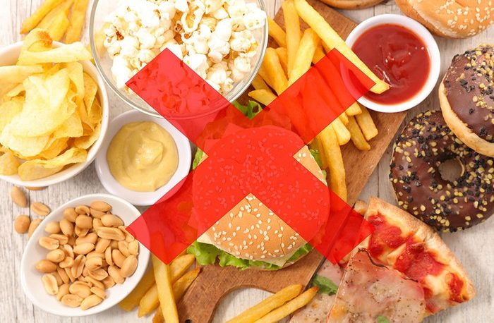 Những đồ em bé không nên ăn sau chích ngừa