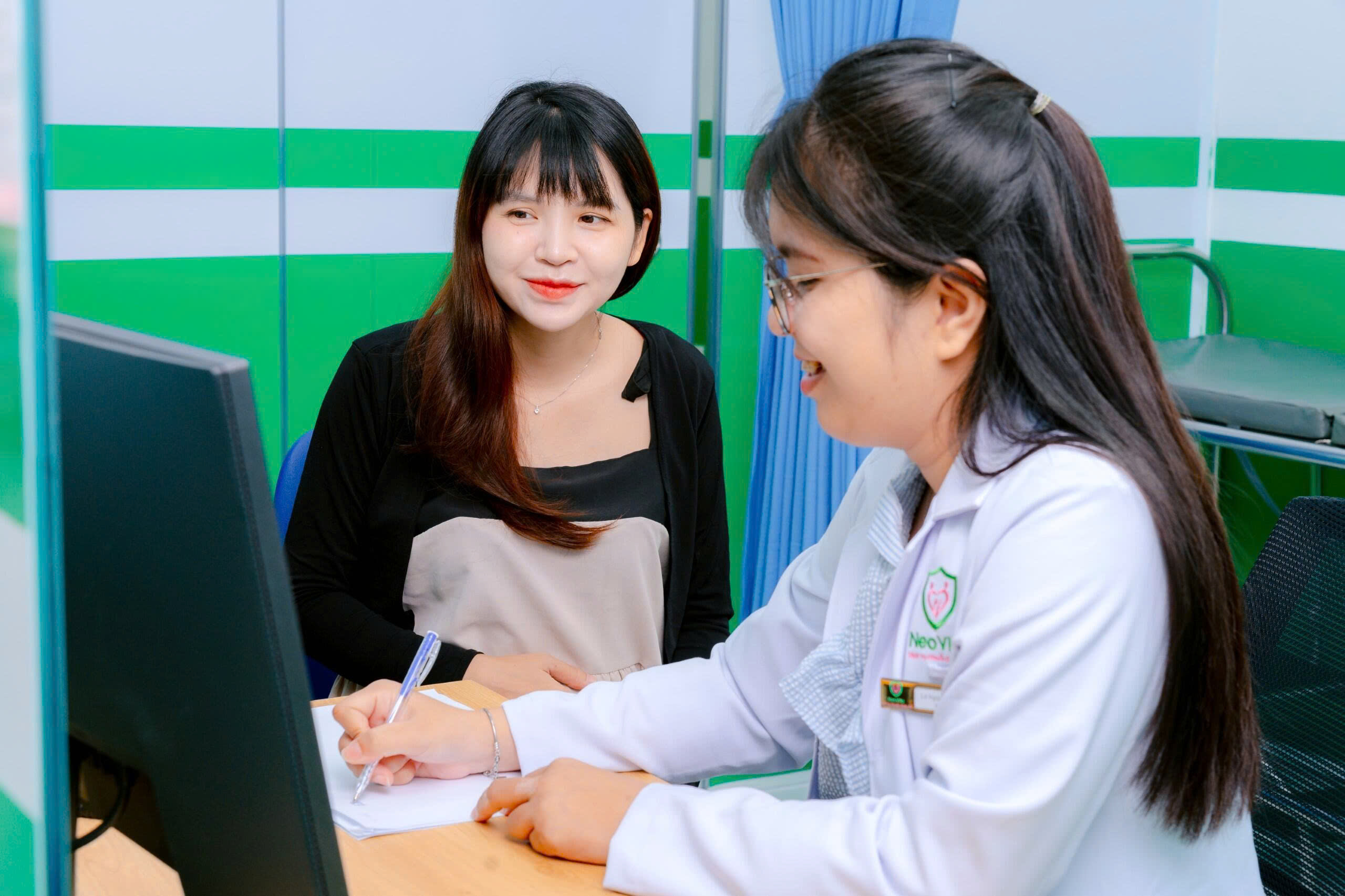 Phòng khám phụ sản