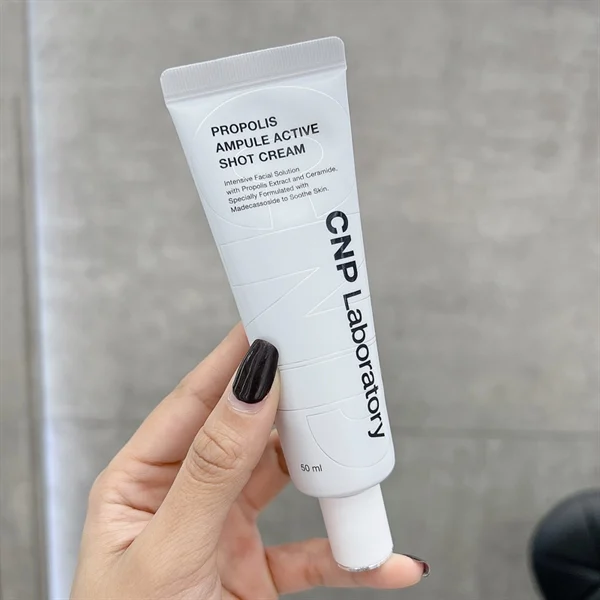 Kem Dưỡng CNP Laboratory Propolis Ampule Active Shot Cream-Tuýp
