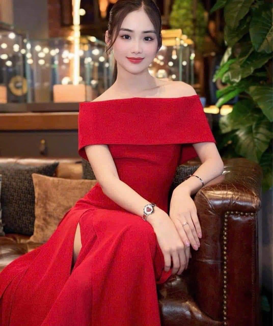Đồng hồ Swarovski Cosmic Rock